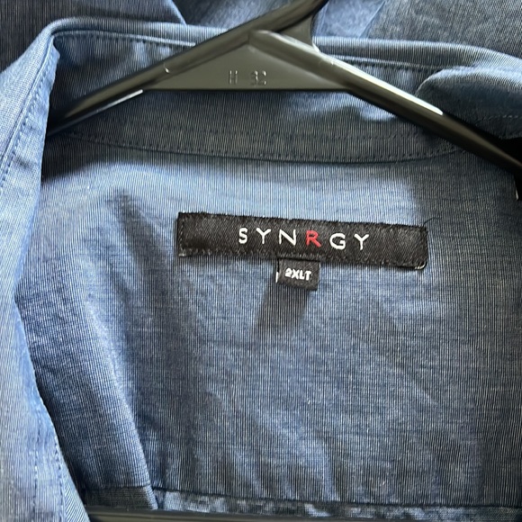 2xlt blue shirt lightly used great condition - Picture 3 of 4